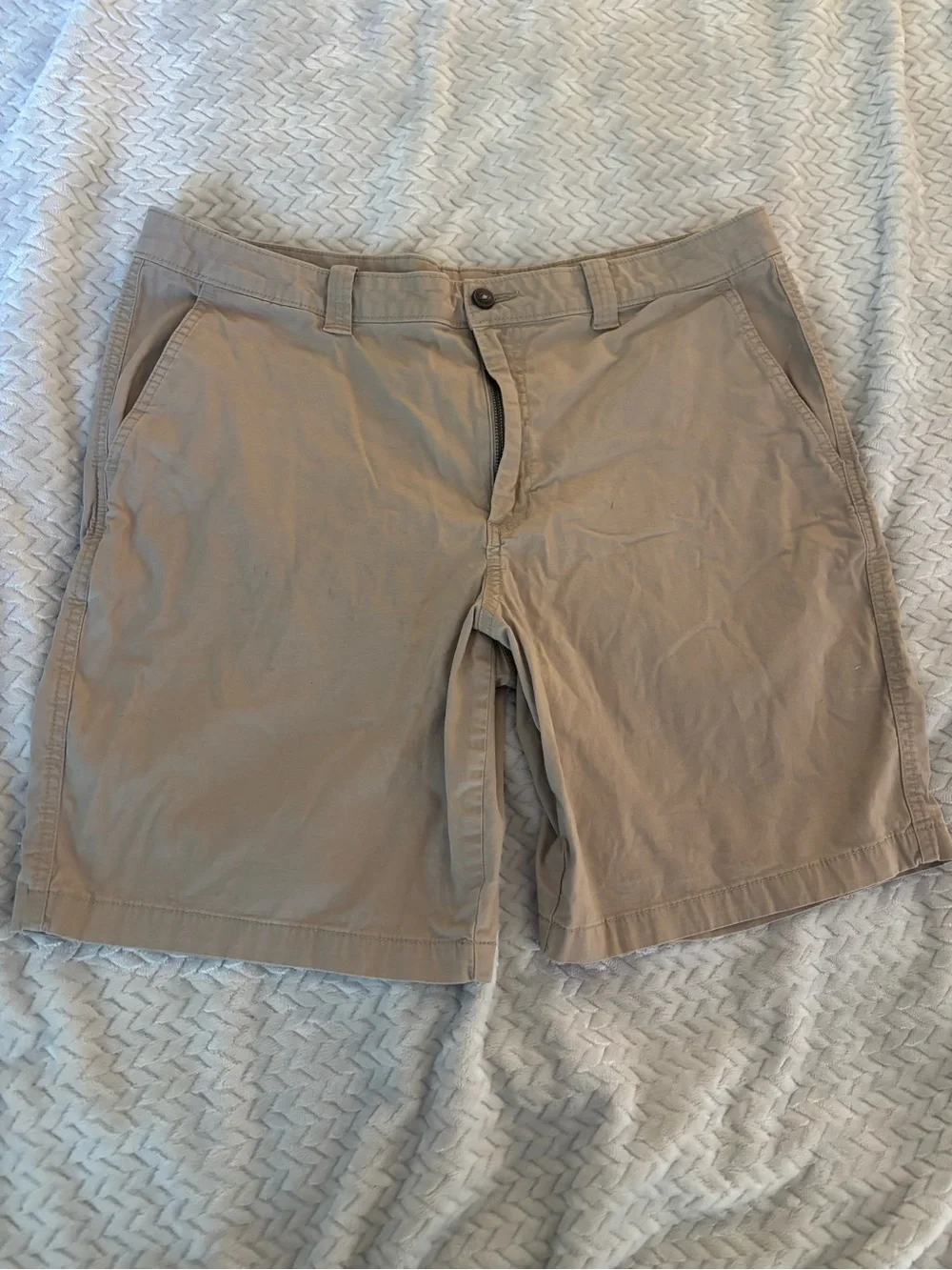 Magellan Outdoors Khaki Flat-Front Men's Shorts